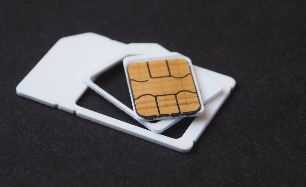 SIMカードが劣化する原因と対処法は？