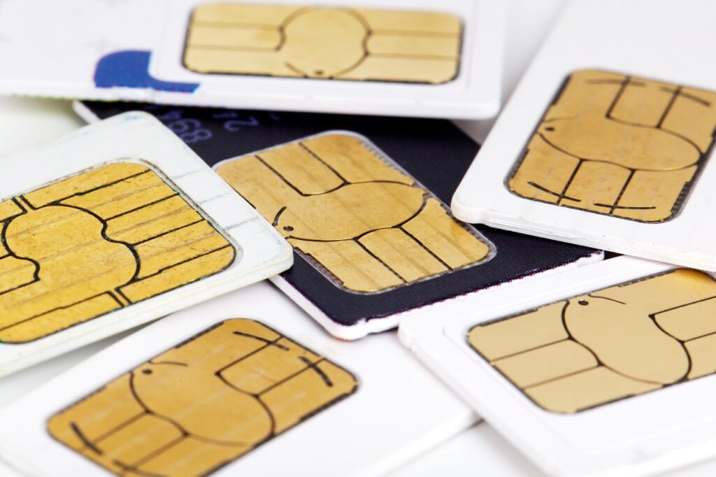 SIMカードが劣化した場合のスマートフォンの症状は？